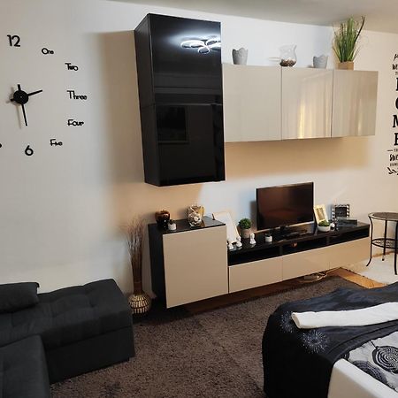 Heni Apartman Nagykanizsa Εξωτερικό φωτογραφία